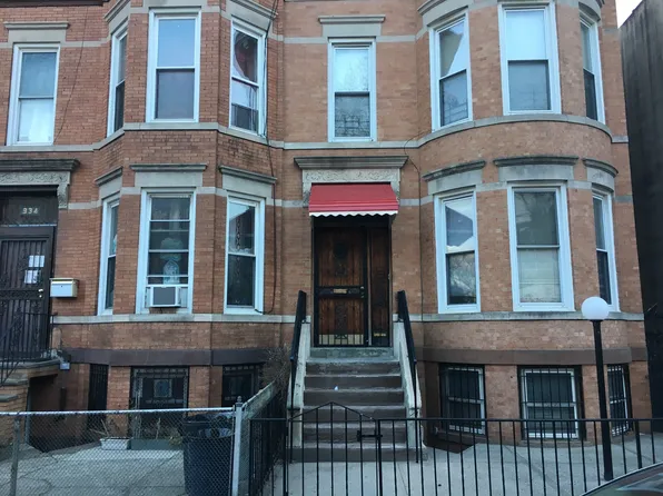 932 New York Ave, Brooklyn, NY 11203