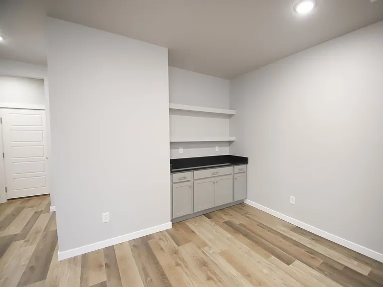 332 S Baraya Way — Photo 8