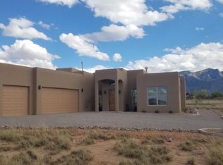 15 Norte Trail Ct, Placitas, NM 87043