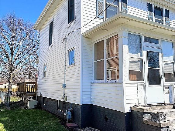 4th image of 1231 Willard St