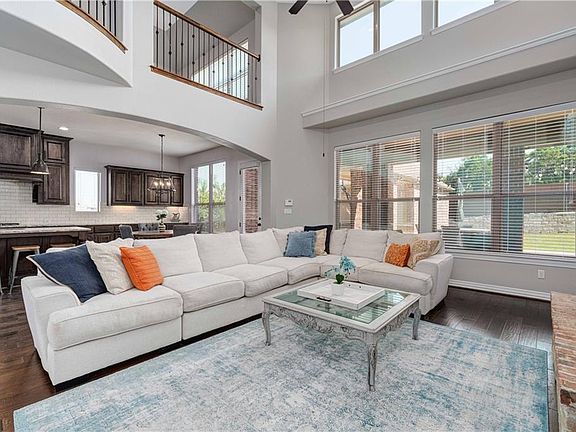 2nd image of 500 Aspen Dr