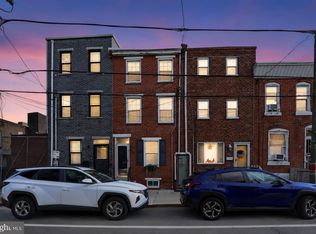 128 Tasker St, Philadelphia, PA 19148