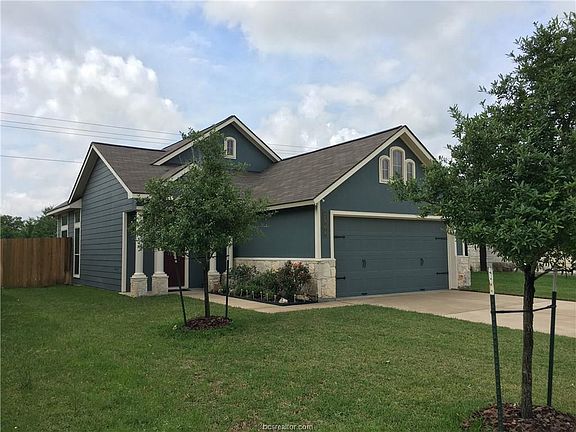 3rd image of 2908 Silver Oak Ct