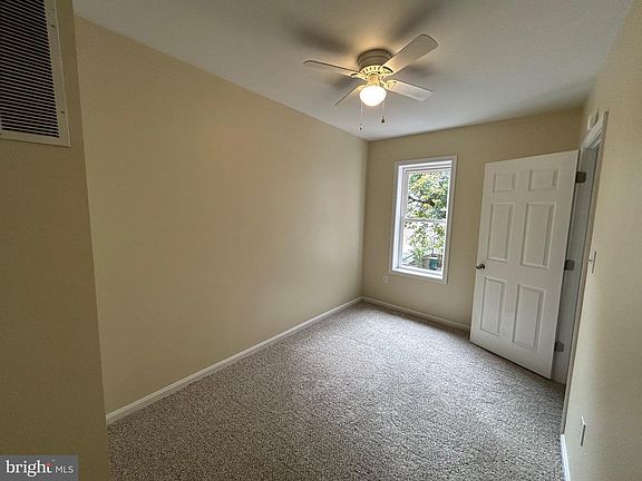 3rd image of 208 W 4th St