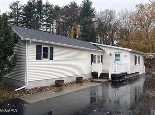 30 W Sand Lake Rd, Wynantskill, NY 12198