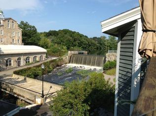 26 N Stone Mill Dr #1123, Dedham, MA 02026