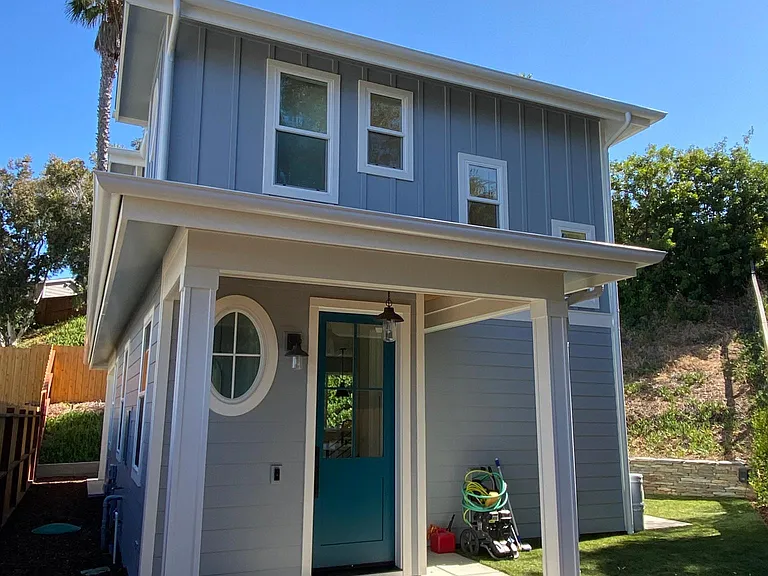 7083 Weller St — Photo 1