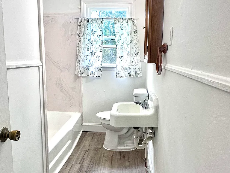 340 Pine Haven Rd — Photo 8