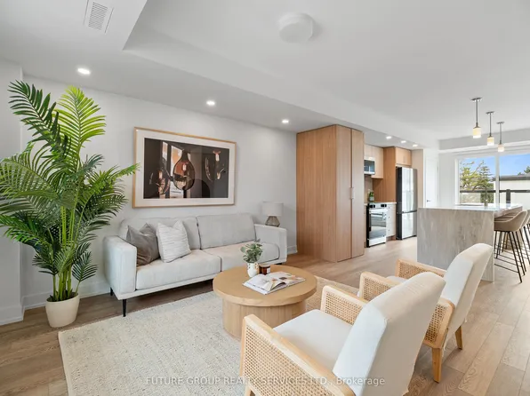 34 Poplar Ave, Toronto, ON