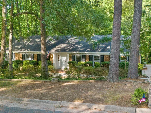 207 Tiffany Cir, Garner, NC 27529