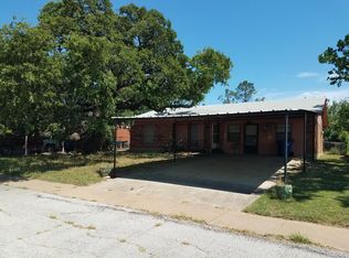807 W 6th St, Cisco, TX 76437