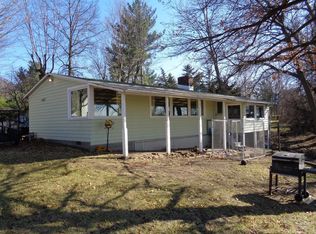 907 N Front St, Oquawka, IL 61469
