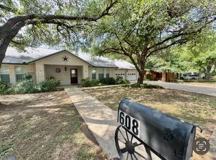 608 Mogonye Ln, Elgin, TX 78621