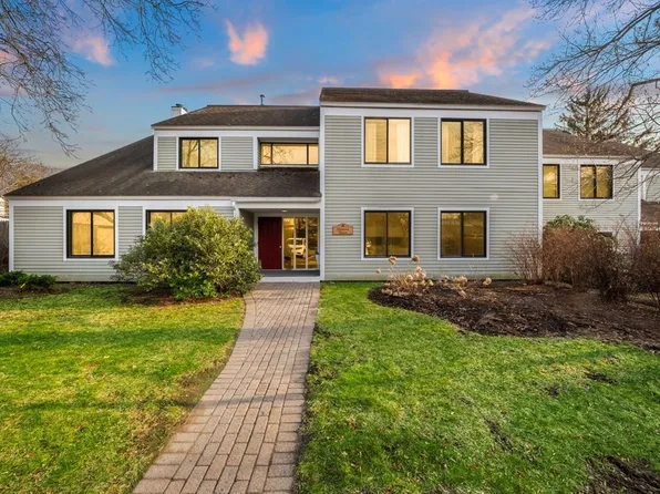 8 Concord Greene Unit 3, Concord, MA 01742