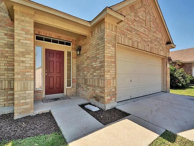 4 bed, 3.0 bath, 2655 sqft, $2,650 — Photo 3