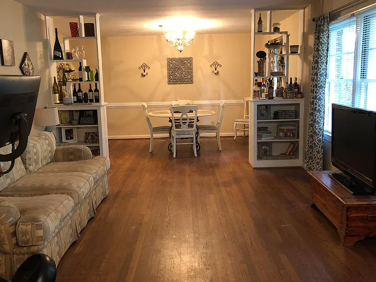 4011 Sheldon Dr NE — Photo 5
