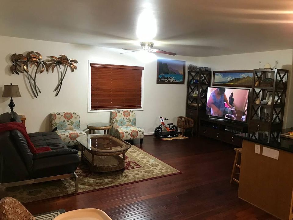 livingroom, off of kitchen 