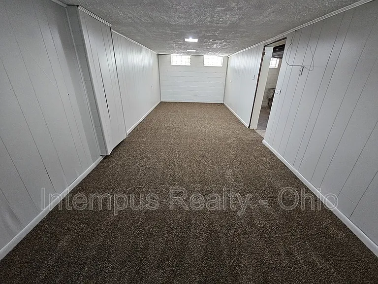 4106 E 153rd St — Photo 27