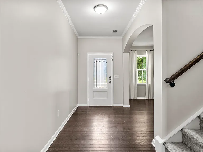 5009 Glenellen Way — Photo 3