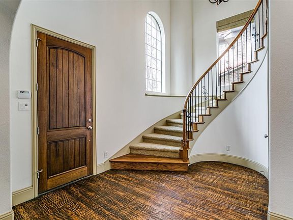 2nd image of 7036 Angelina Dr