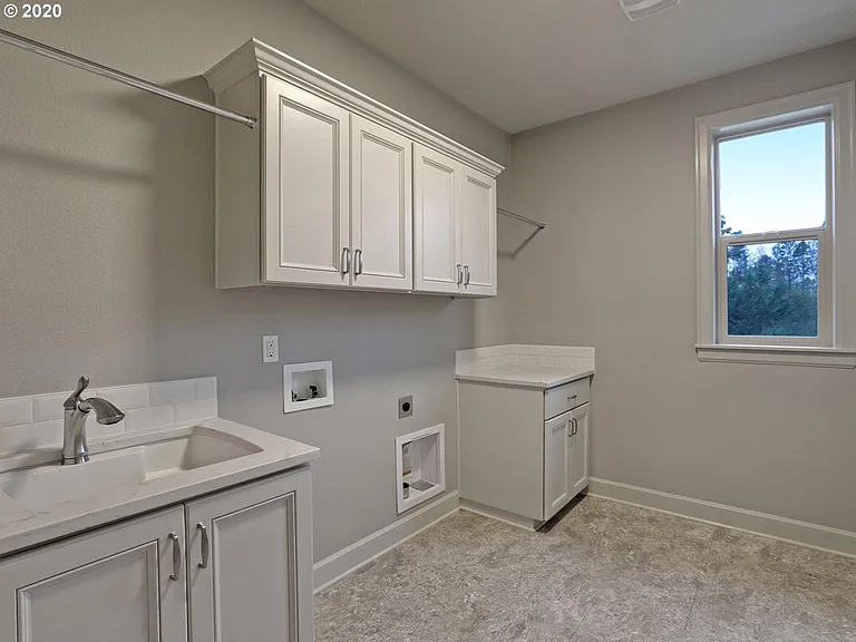 13355 NW Findley St — Photo 8