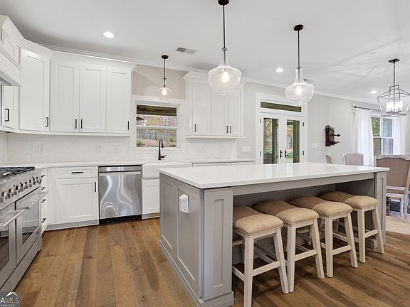 5th image of 3180 Caney Creek Ln