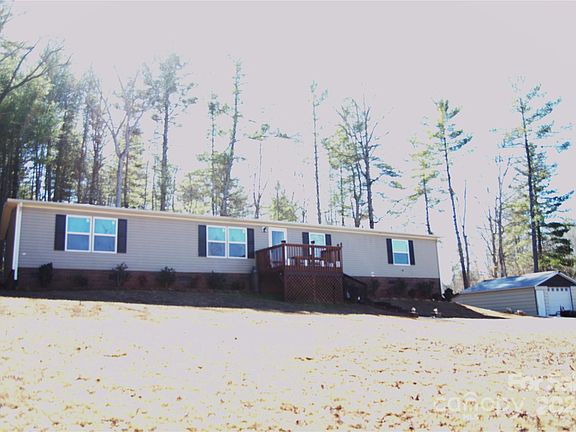 3rd image of 3135 Bear Trail Dr