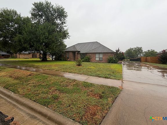2nd image of 1413 S Roy Reynolds Dr