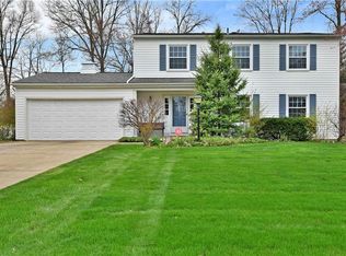 9052 Chalfonte Dr NE, Warren, OH