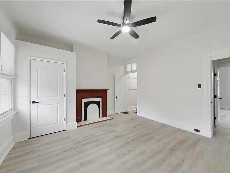 2502 Halstead St — Photo 7