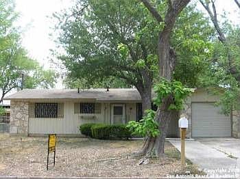 1st image of 6824 Cedarwood Ct