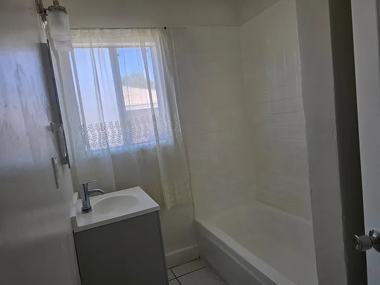 3139 Ohio Ave #B — Photo 6