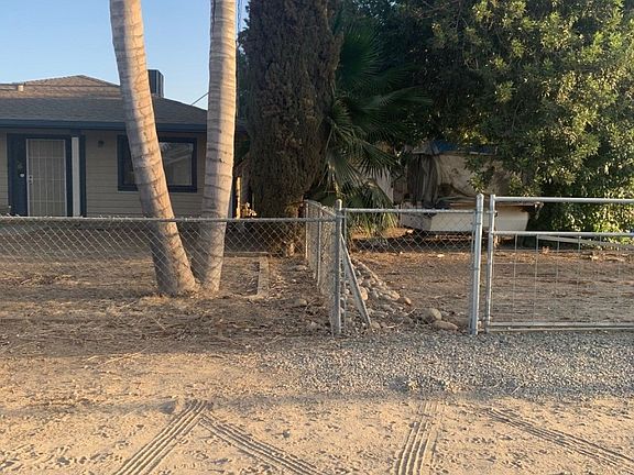 2nd image of 16476 Avenue 291