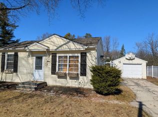 1426 E Calumet St, Appleton, WI 54915