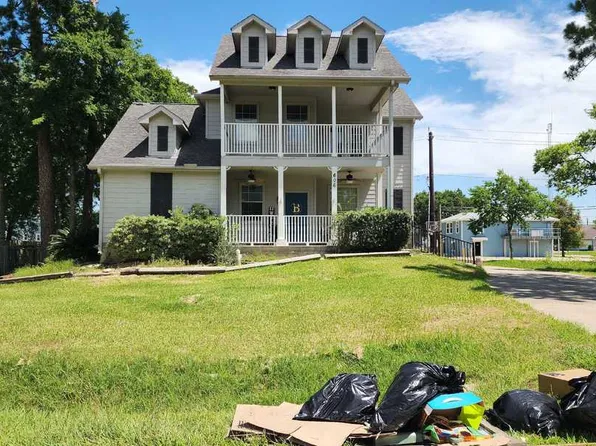 606 Oakdale St, La Porte, TX 77571