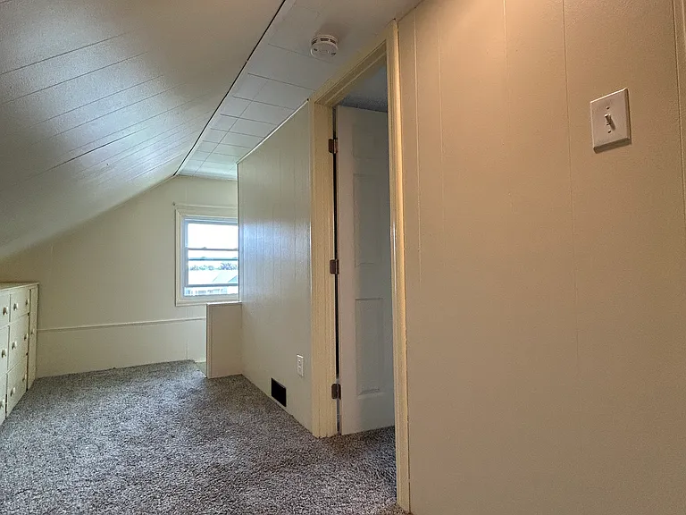4796 N Bailey Ave — Photo 15