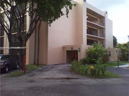 8600 SW 133rd Avenue Rd #413 — Photo 3