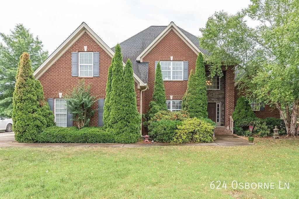 624 Osborne Lane — Photo 2
