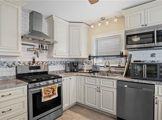 97 Papineau Ave, Woonsocket, RI 02895