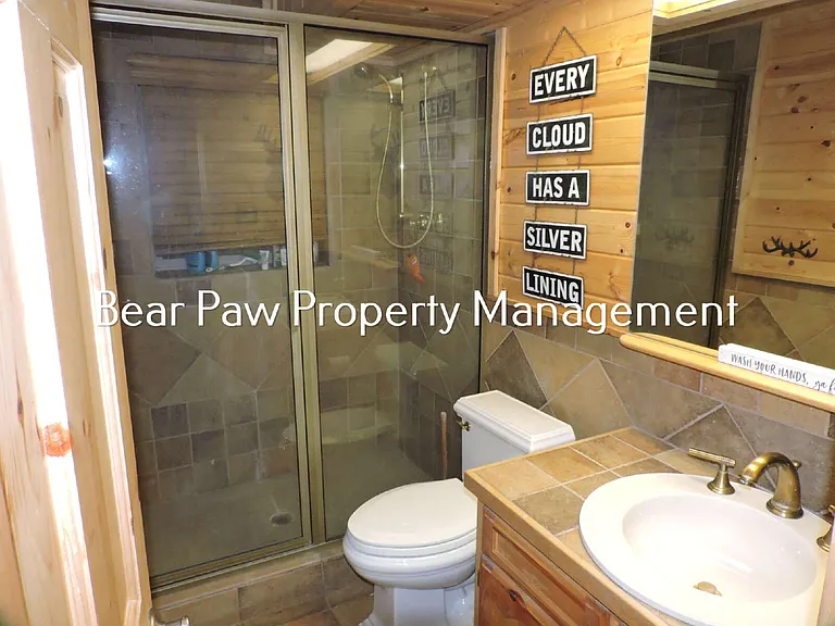 267 N Circle Dr — Photo 10