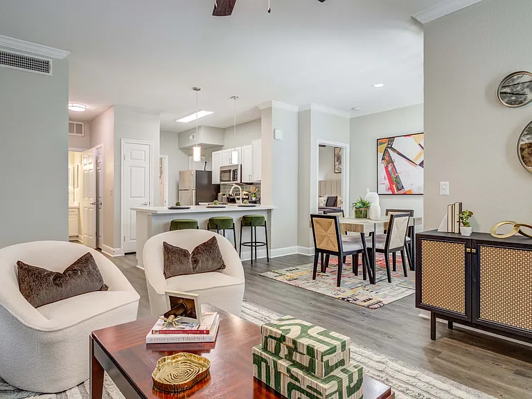 Signature Point Apartment Homes — Photo 39