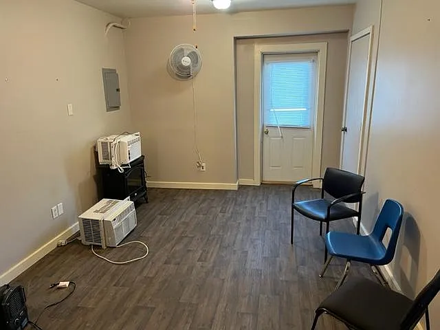 111 N 2nd Ave #2