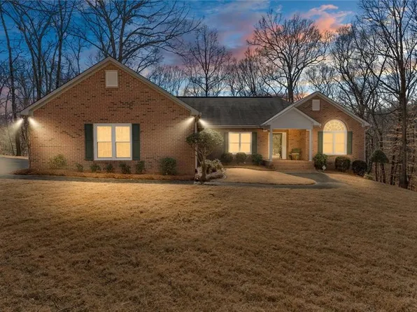 5067 Lazy Acres Dr, Douglasville, GA 30135