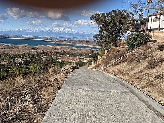 2nd image of 21220 Regal Vista Ct