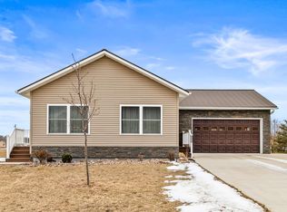 23375 Cherrywood St, Independence, WI 54747