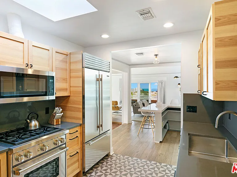 30830 Broad Beach Rd — Photo 15
