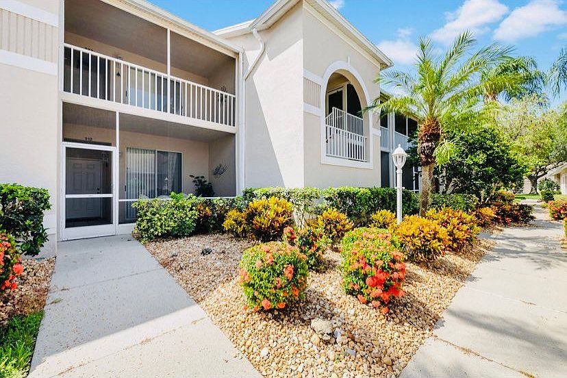 1st image of 9611 Castle Point Dr Unit 912