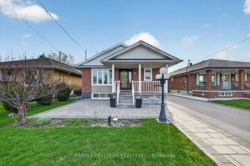 80 Waringstown Dr Photo 1