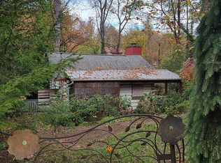 59 Pinewood Rd, Asheville, NC 28805