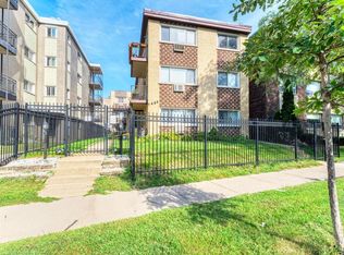 7453 N Sheridan Rd APT 3B, Chicago, IL 60626
